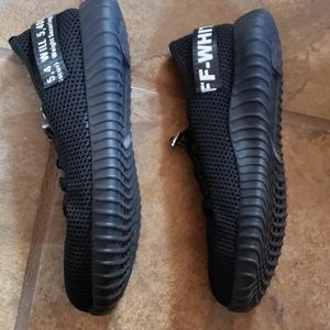 Black steel toe shoe sneaker size 10.5